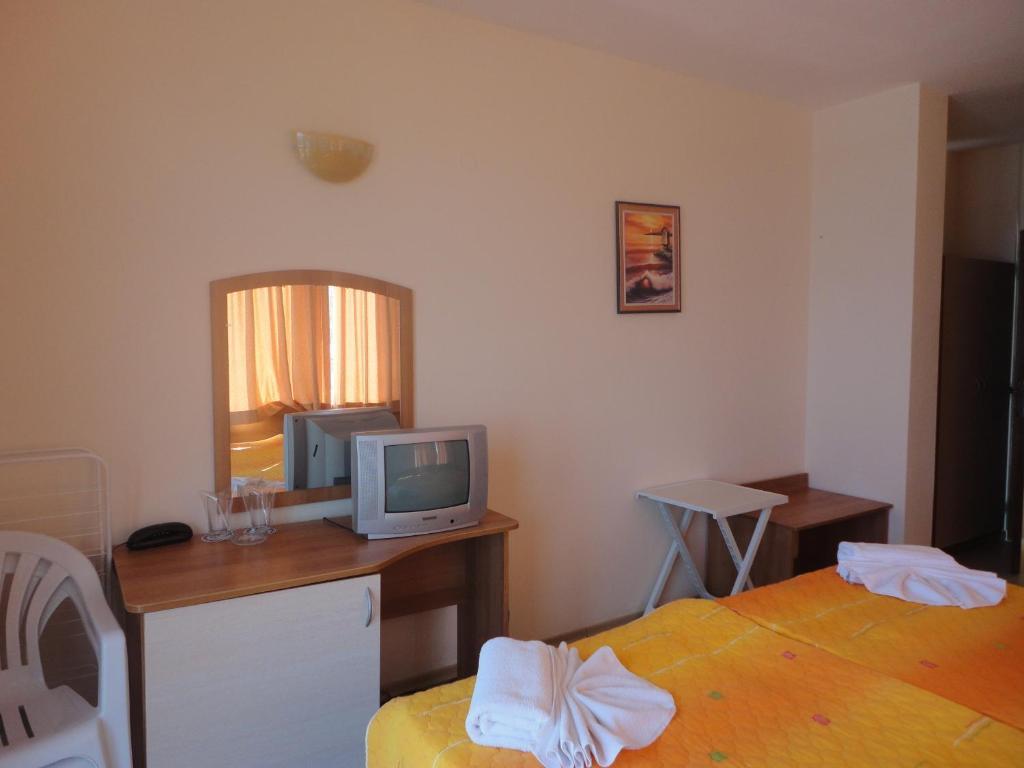Barex Family Hotel Sozopol Room photo