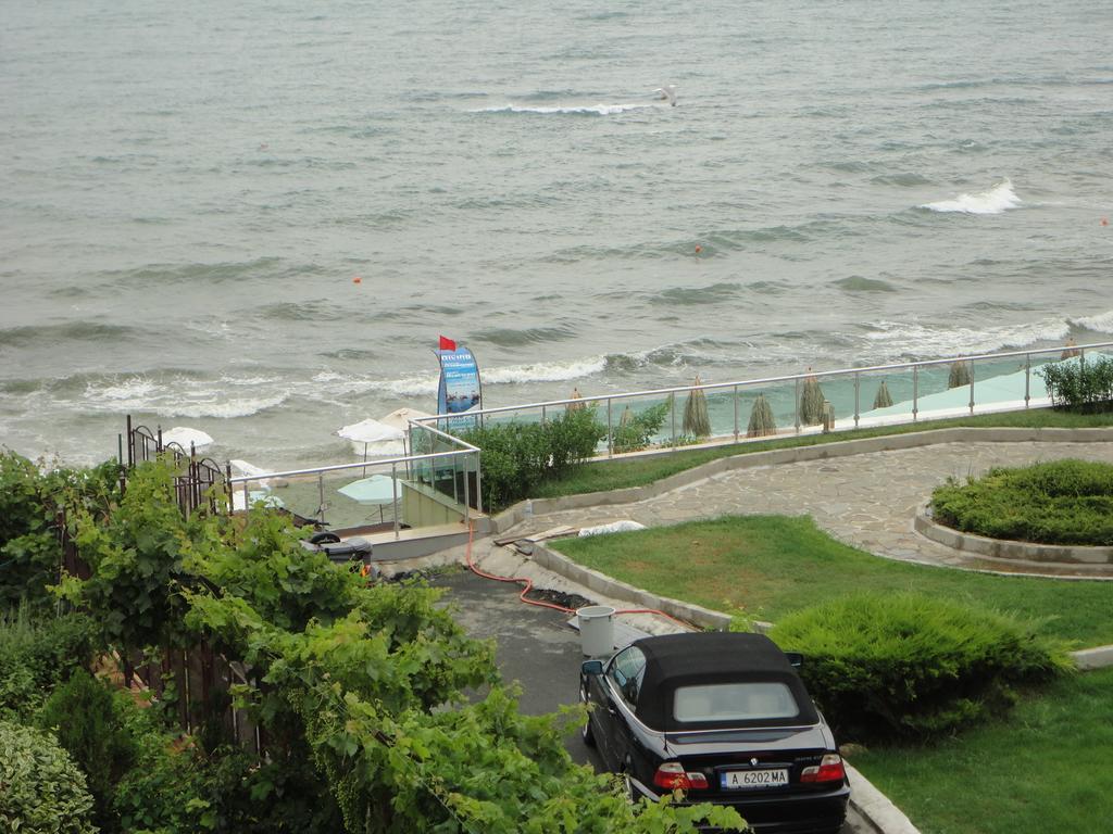 Barex Family Hotel Sozopol Room photo
