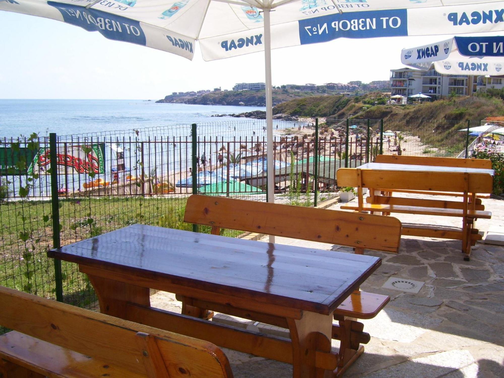 Barex Family Hotel Sozopol Exterior photo