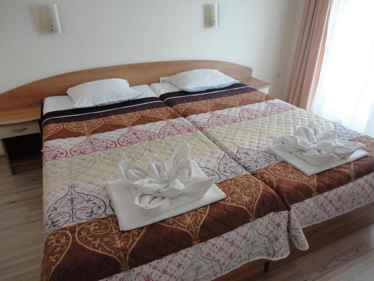 Barex Family Hotel Sozopol Exterior photo